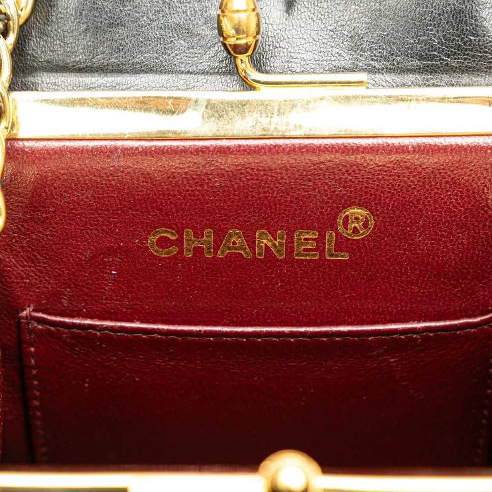 Chanel Leather handbag - image 6