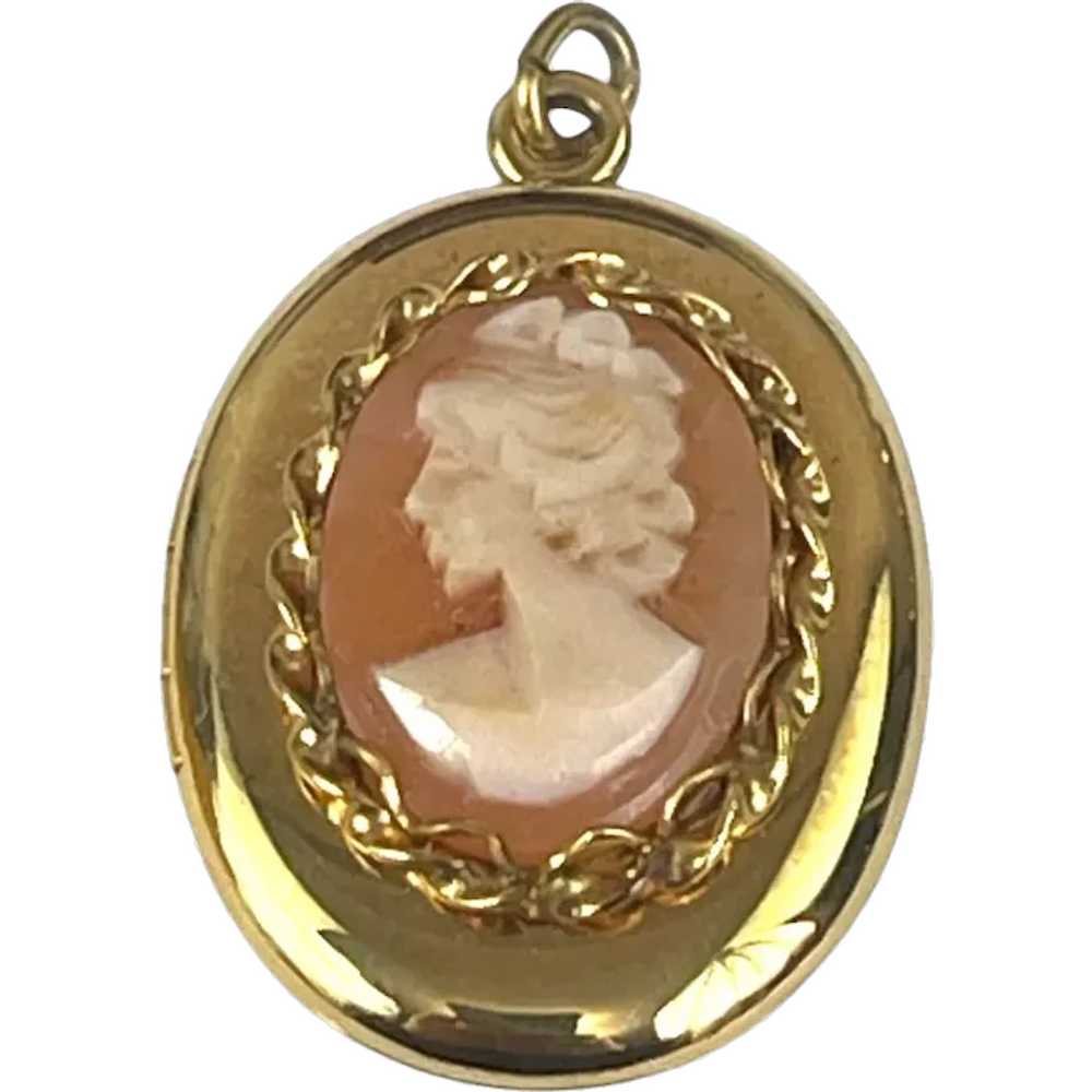 Vintage Gold-Tone Oval Locket With Cameo Design - image 1