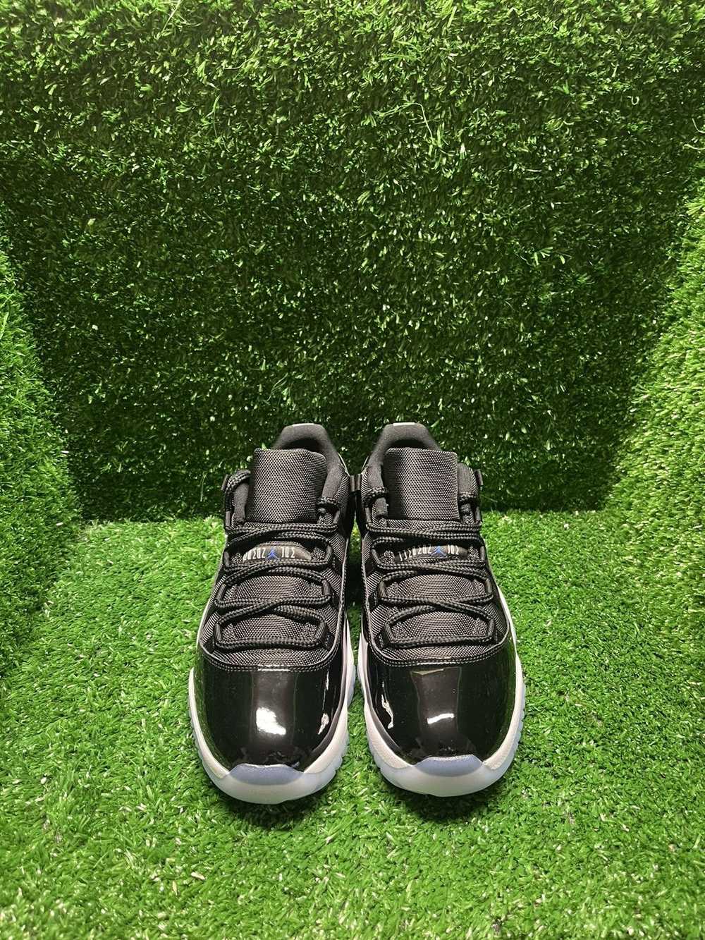 Nike Jordan Space jam 11s - image 6