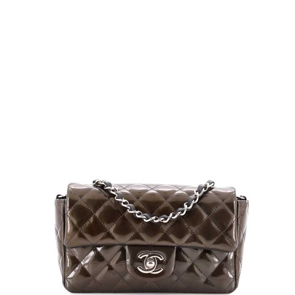 Chanel Timeless/Classique patent leather crossbod… - image 1