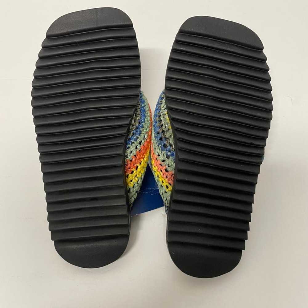 Farm Rio Vegan leather flip flops - image 8