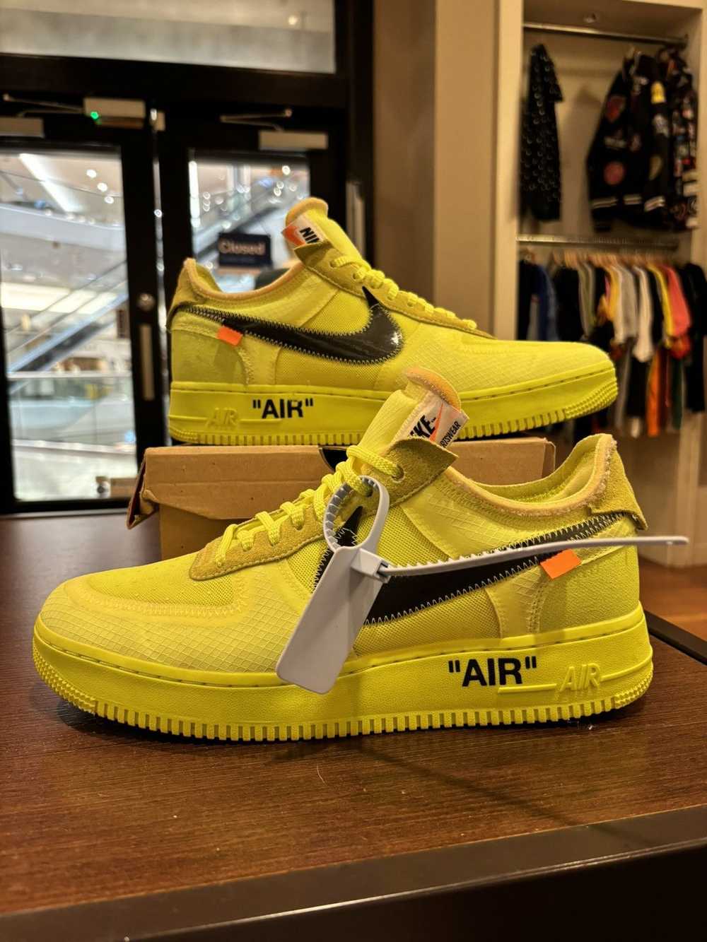 Nike × Off-White Nike Air Force 1 Low Off-White V… - image 2