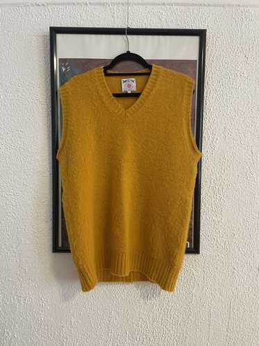 J. Press J. Press Shaggy Dog Sweater Vest (Yellow)