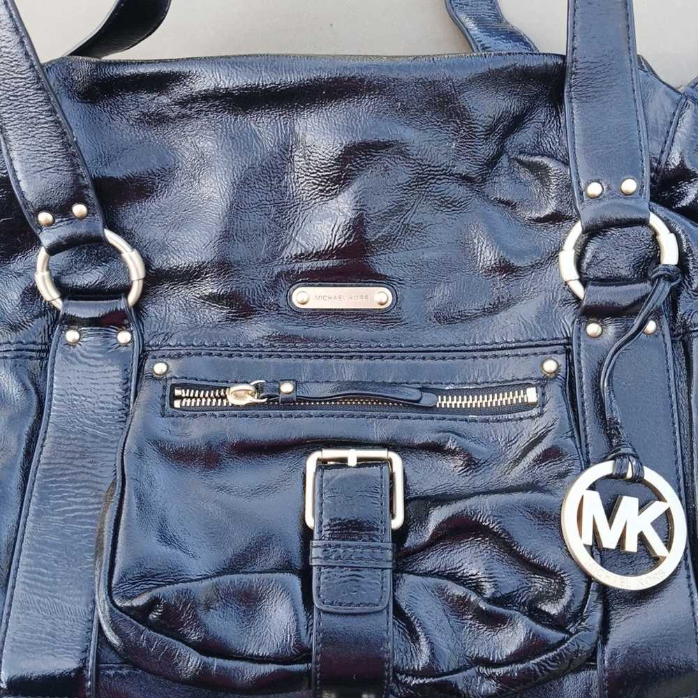 Michael Kors Shoulder Bag - image 4