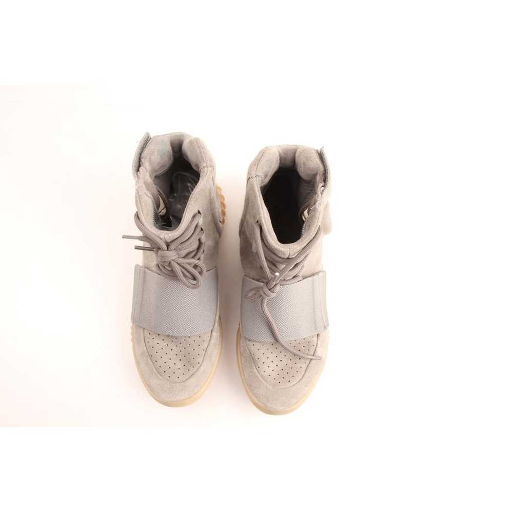 Yeezy x Adidas Boost 750 high trainers - image 3