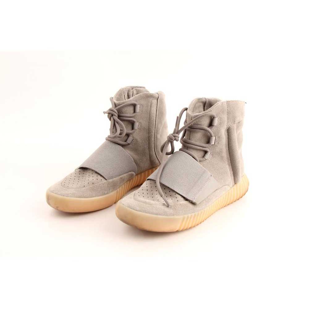 Yeezy x Adidas Boost 750 high trainers - image 4