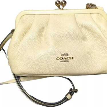 Coach Nora Kisslock - Vanilla Cream - NWOT