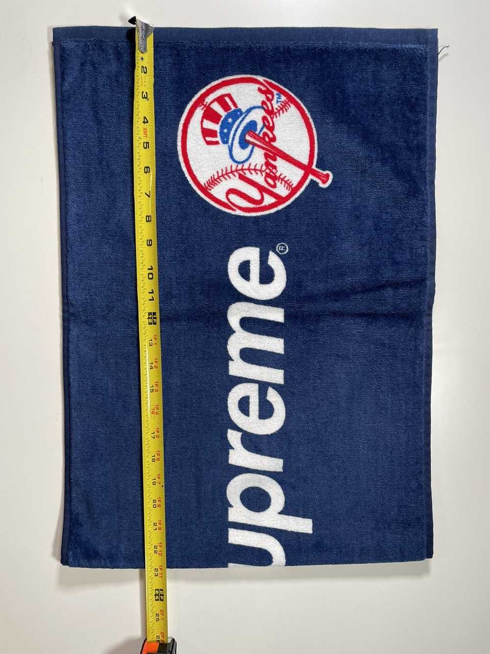 Supreme Supreme New York Yankees Towel - image 6