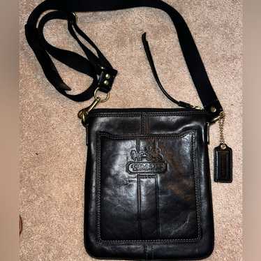 Vintage coach leather crossbody bag