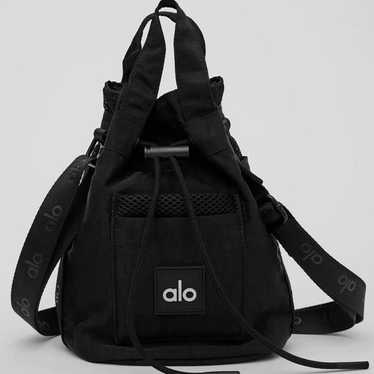 Alo Yoga Cross Body Bucket Bag Black - image 1