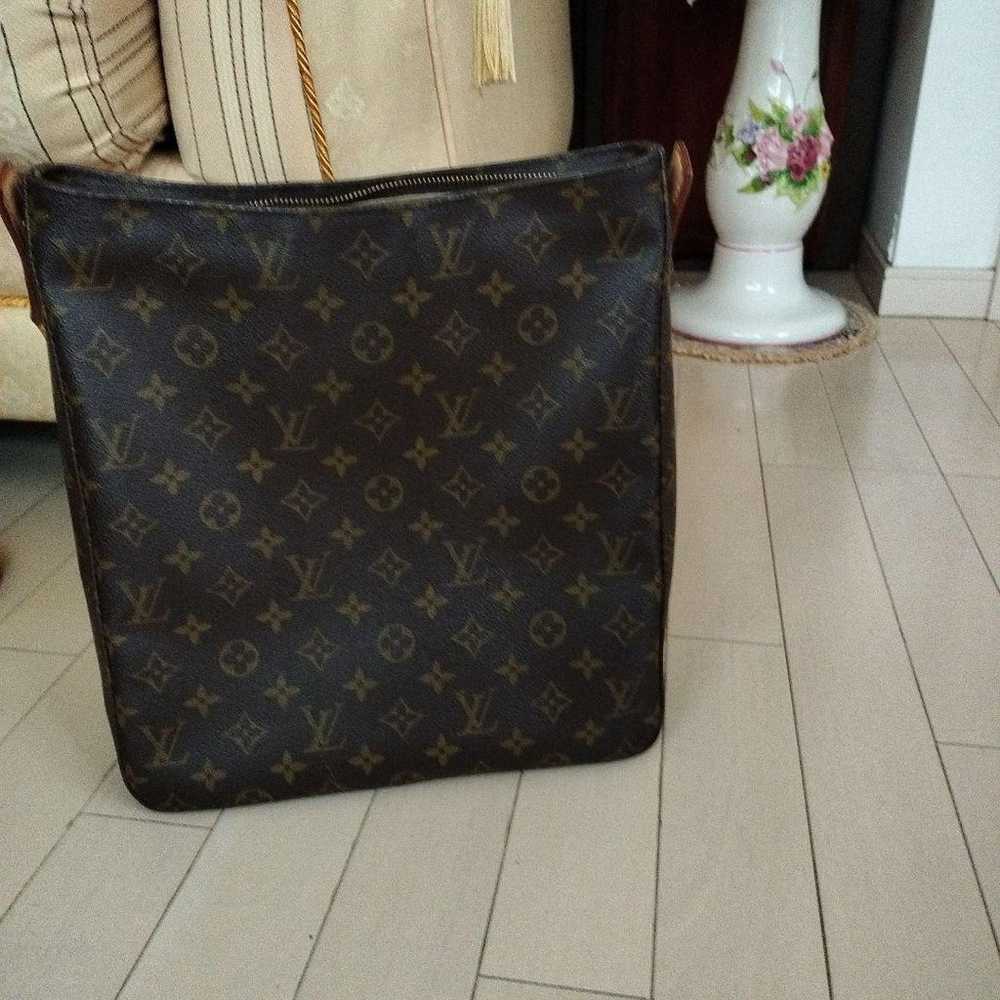 Louis Vuitton - image 8