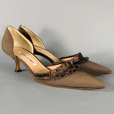 Manolo Blahnik Brown Silk Ruffled Kitten Heels Pu… - image 1