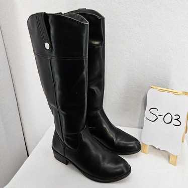 St. John's Bay knee high boots, size 7 (Like New)