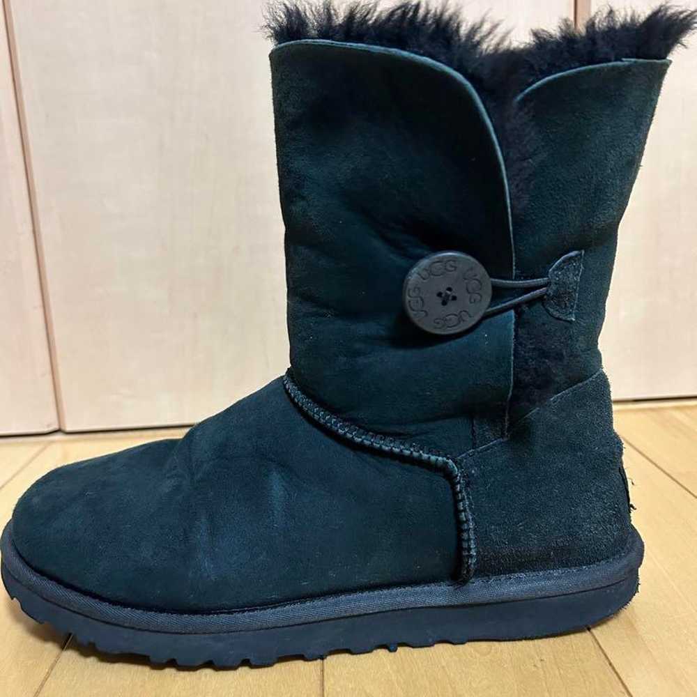 ☆UGG☆ UGG Sheepskin Boots Bailey Button Size 24cm - image 4