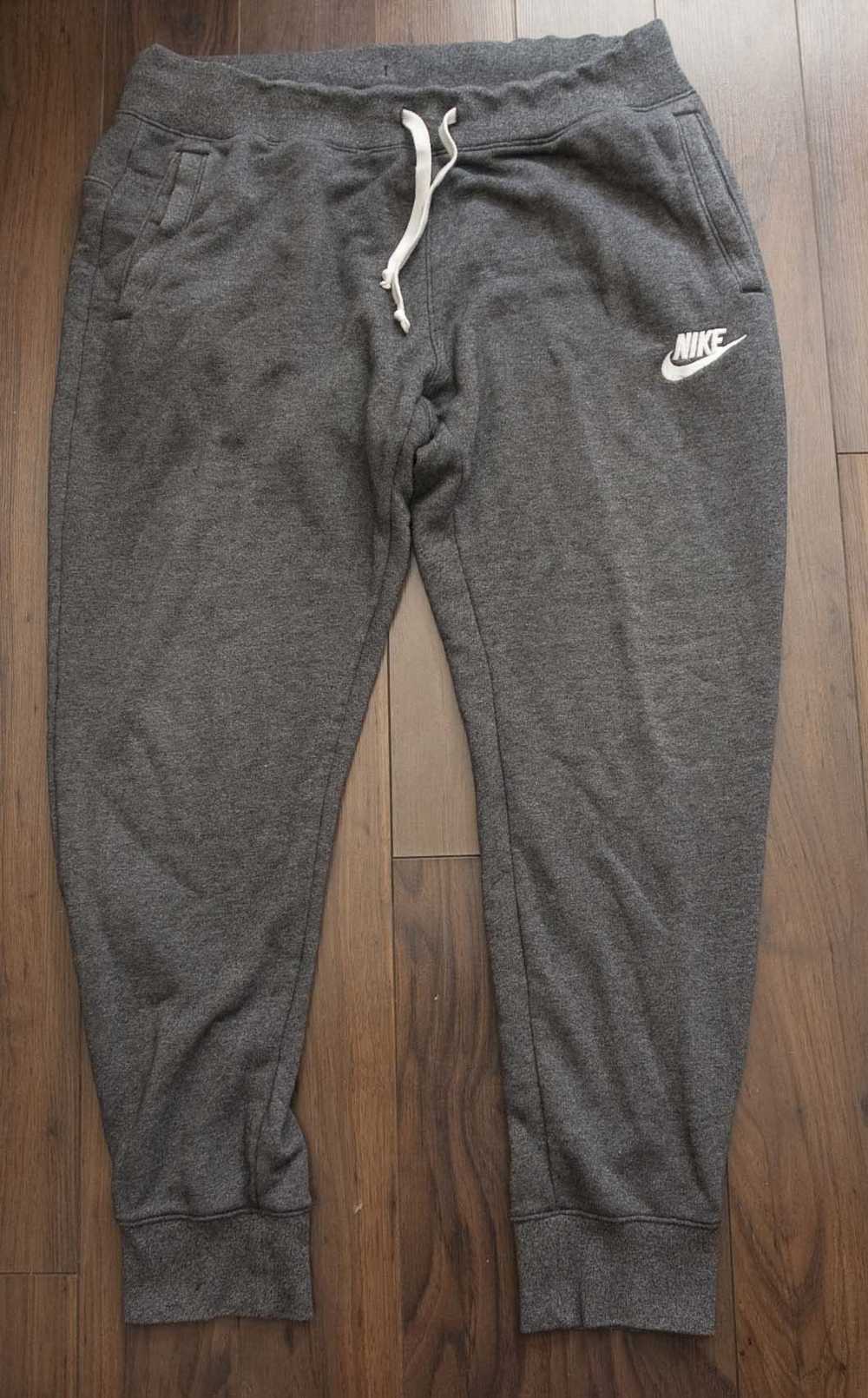 Hype × Nike Nike Jogger Sweatpants Size XL / 36X2… - image 1