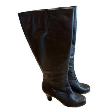 Knee high leather boots