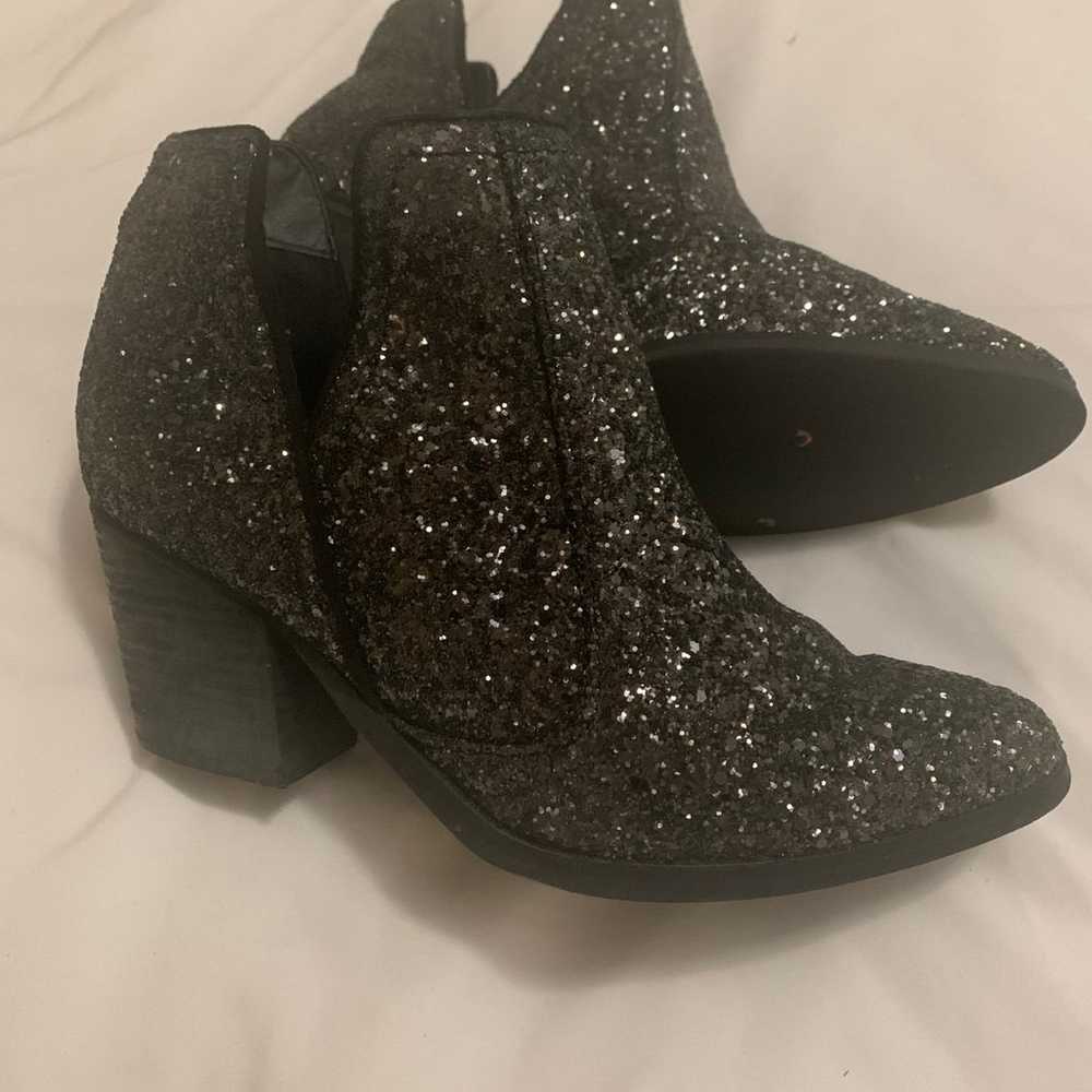 Beautiful NWOT Black Sparkly Black Boots! - image 6