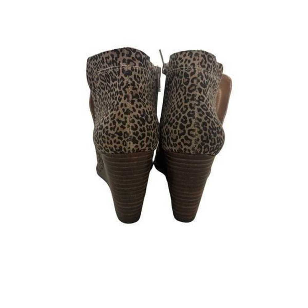 Lucky Brand Yabba Cheetah Print Wedge Bootie Sz 9 - image 4