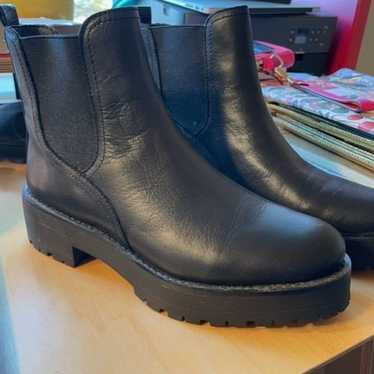 Sam Edelman Chelsea Boots