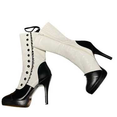 Funtasma White and Black 5 inch boot heels size 9