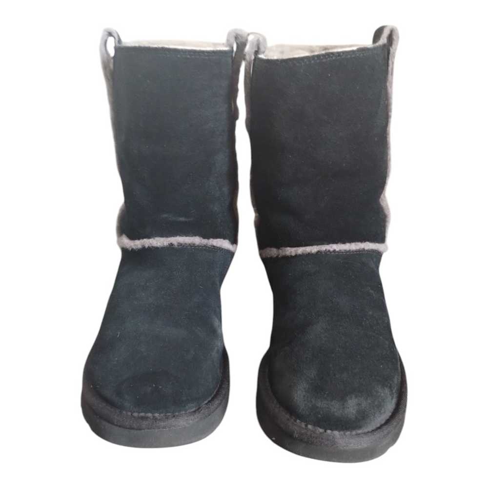 UGG CLASSIC SHORT GRAY SPILL SEAM BLACK SHEARLING… - image 8