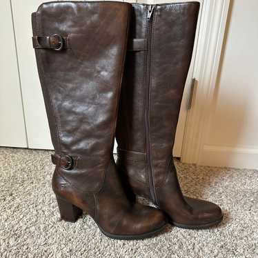 Chocolate Leather Born Boots