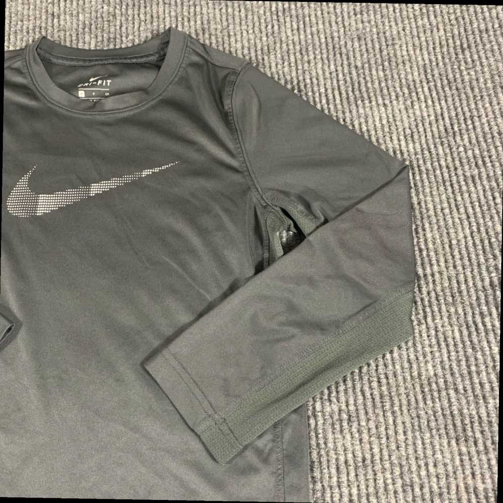 Nike Nike Shirt Boys Small Gray Dri Fit Performan… - image 4