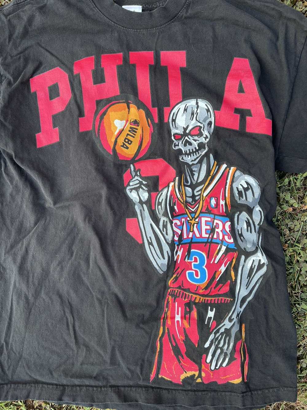 Warren Lotas RARE Warren Lotas PHILA Basketball T… - image 2