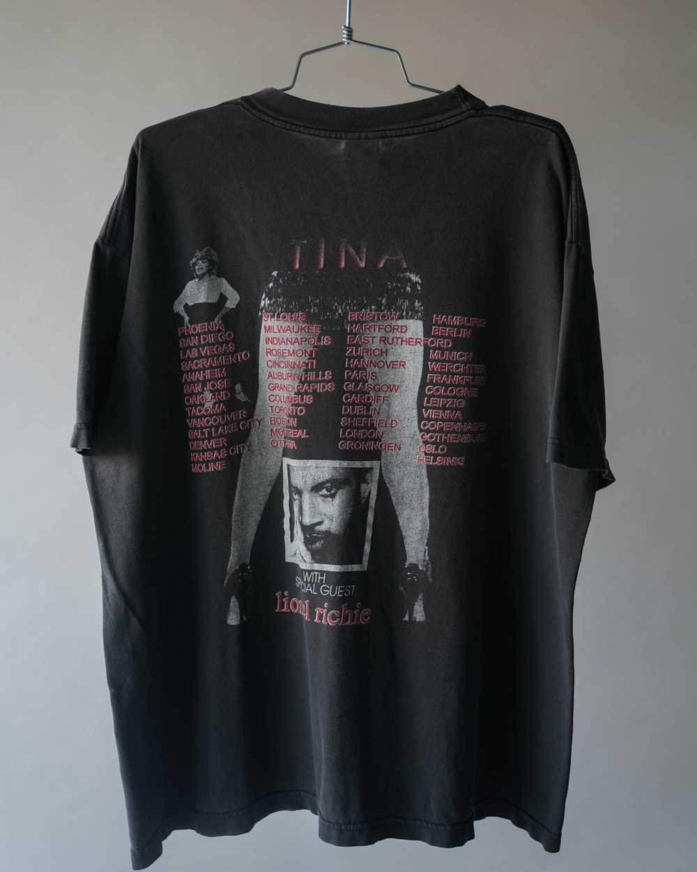 90's Tina Turner Featuring Lionel Richie Tour Tee… - image 4