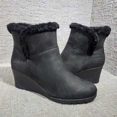 UGG Devorah Women's Size 7.5 US Black Leather Wed… - image 1