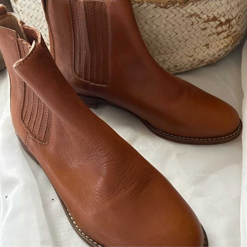 Madewell Ainsley Chelsea Boots Flat Size 8 - image 3