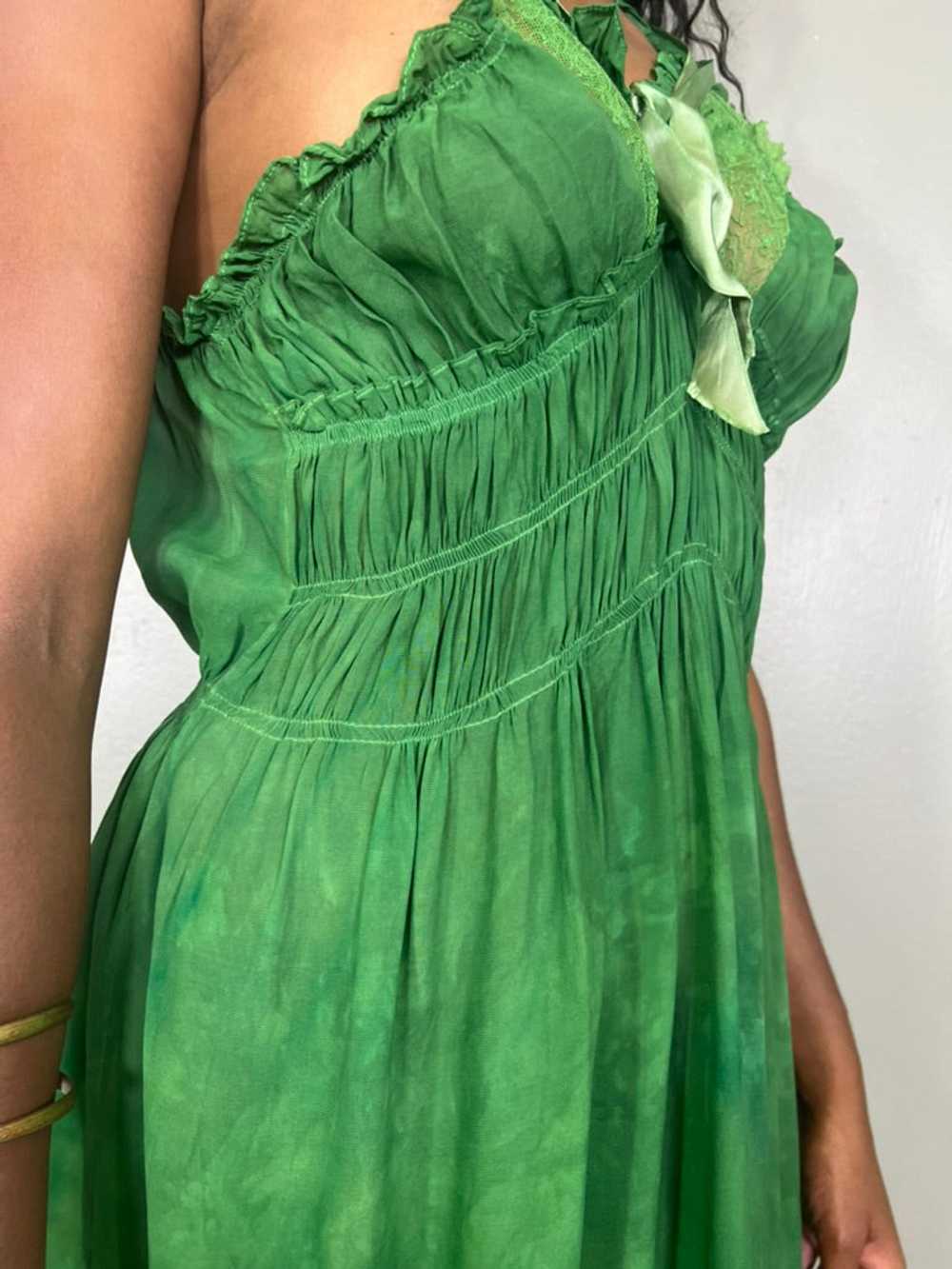 Esmeralda, 30s dress hand dyed in emerald green - image 12