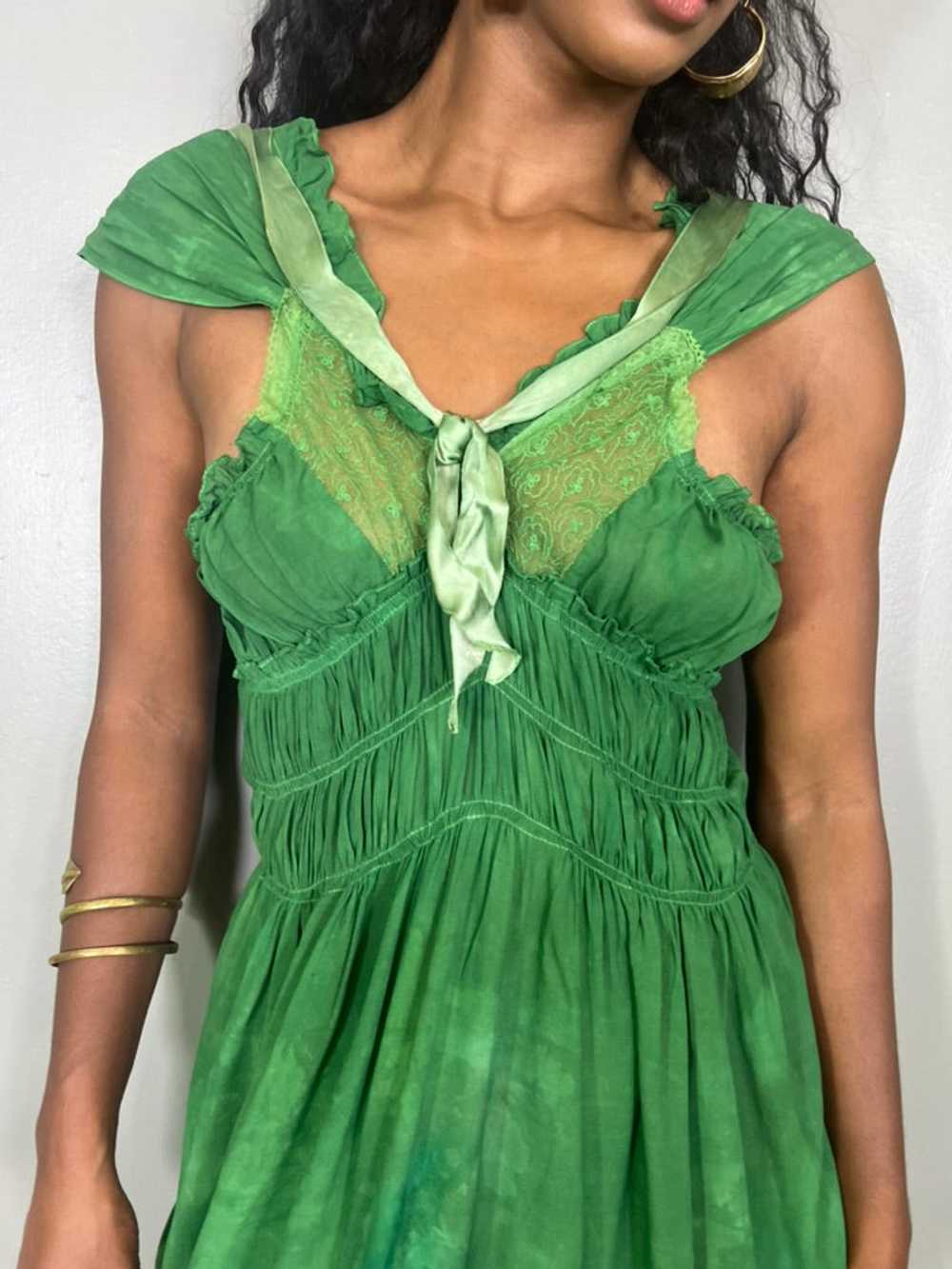 Esmeralda, 30s dress hand dyed in emerald green - image 9