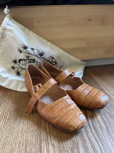 ZOU XOU Eugenia Flat (8) | Used, Secondhand, Resel