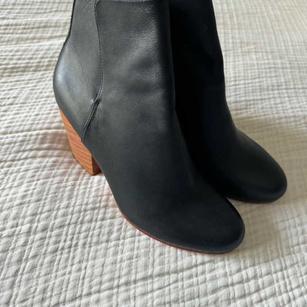 Size 37 (6.5 US) fortress of Inca leather booties - image 6