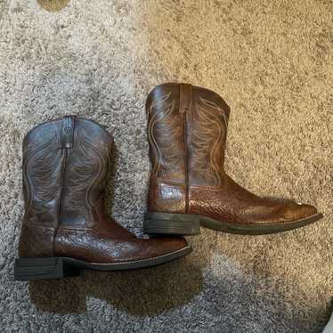 Ariat smooth ostrich boots in great condition