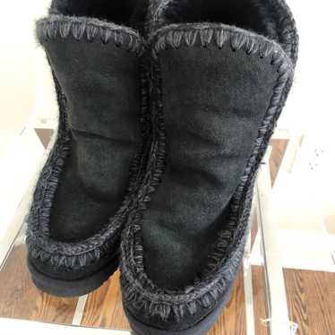 MOU Boots - image 1