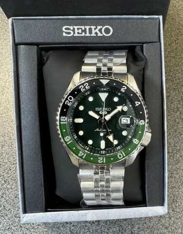 Seiko Seiko 5 Sports watch