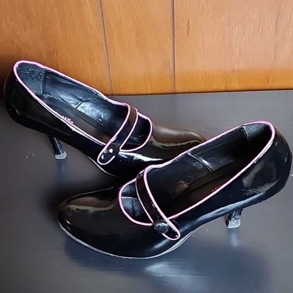 Delicious Patent Leather Heels - image 4