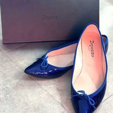 Repetto Patent Leather Pointed Toe Flat Shoes