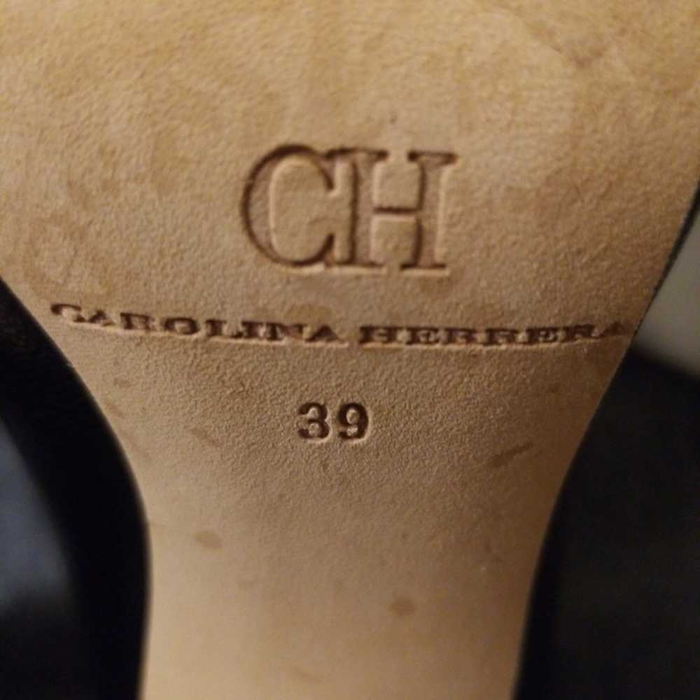 Womens Carolina Herrera black stilettos - image 7