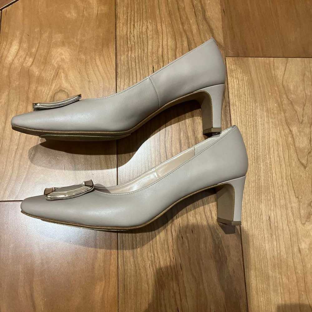 Diana pumps - image 2