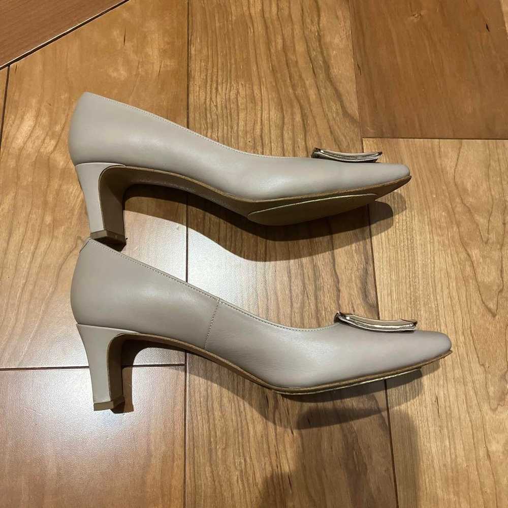 Diana pumps - image 3