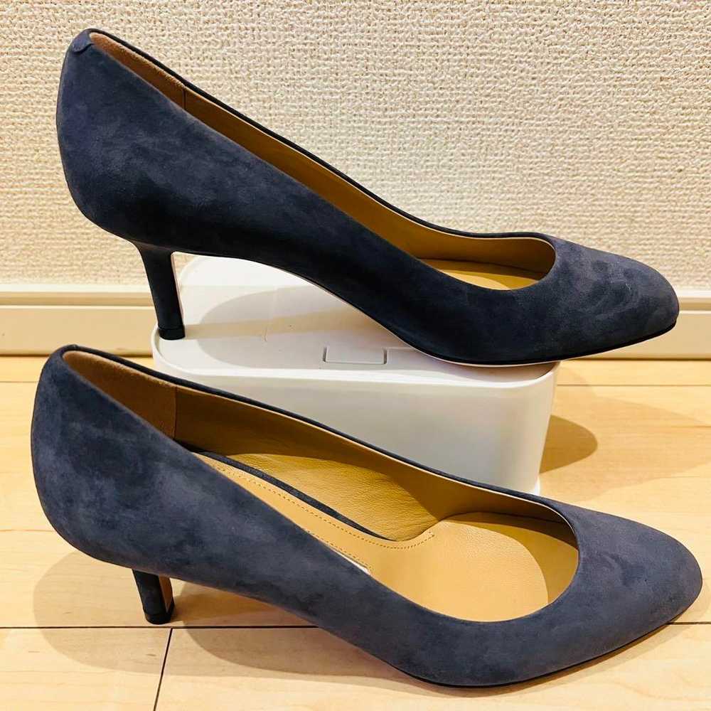 【Almost unused】PELLICO Pumps Suede Navy - image 4