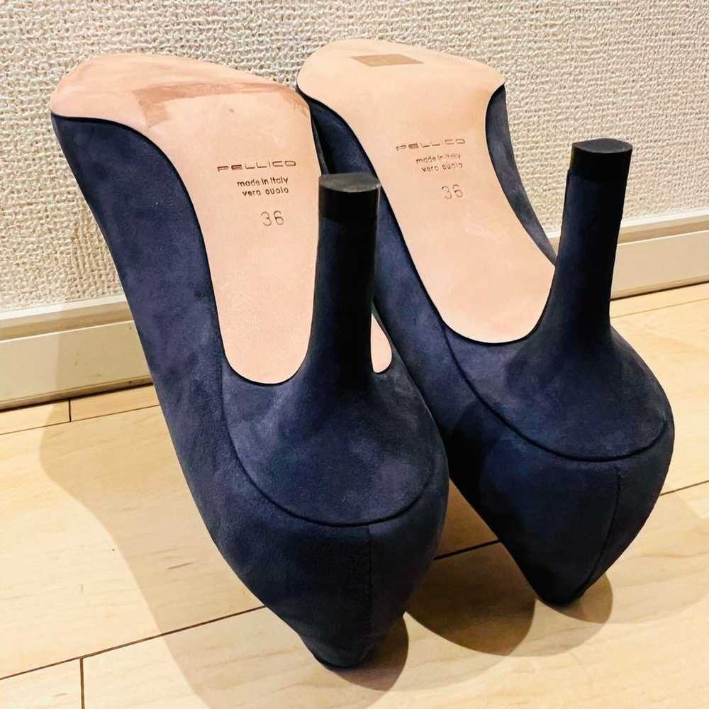 【Almost unused】PELLICO Pumps Suede Navy - image 9