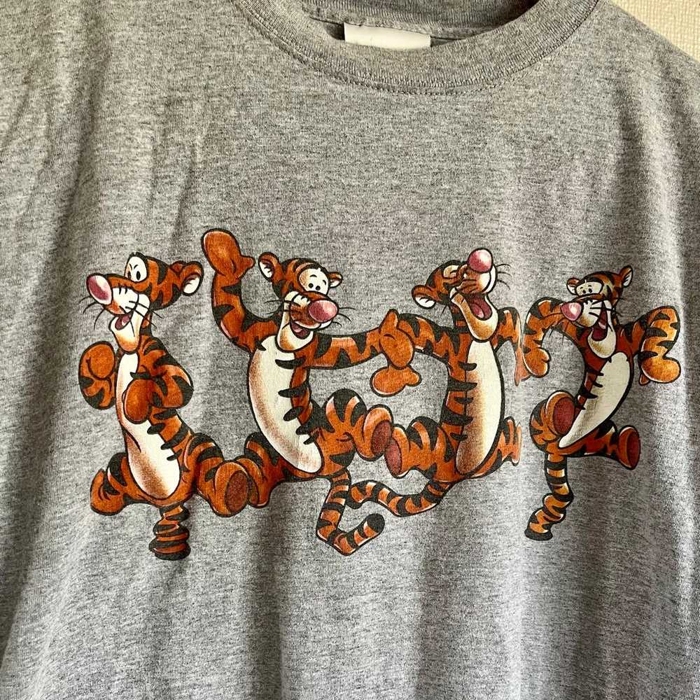 Vintage Walt Disney World Dancing Tigger T-shirt … - image 2