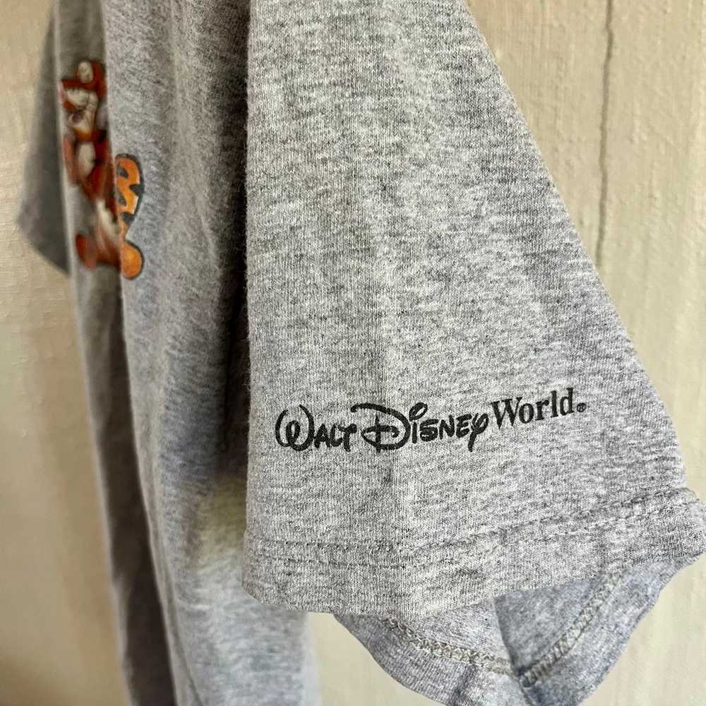 Vintage Walt Disney World Dancing Tigger T-shirt … - image 3