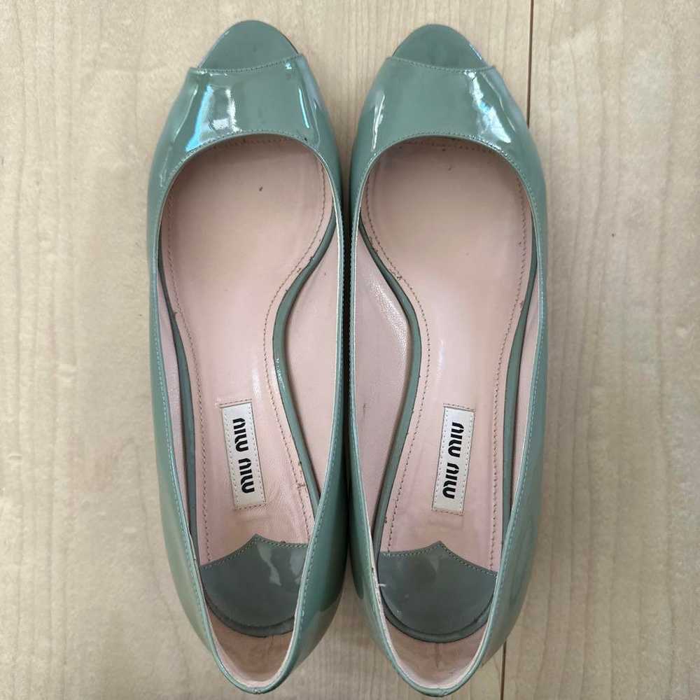 Miu Miu Green Enamel Pumps - image 3