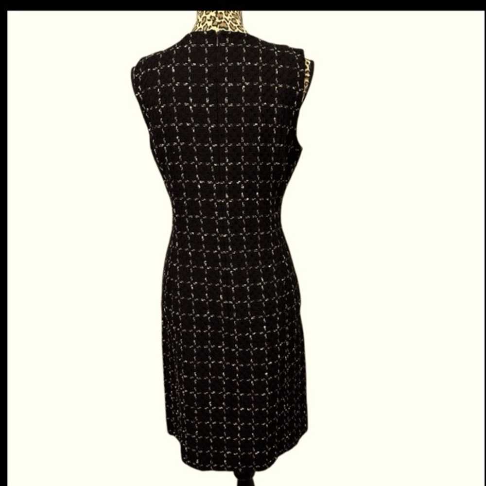 Ann Taylor Black and White Sleeveless Tweed Sheat… - image 2