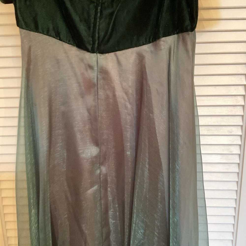 Oleg Cassini Off The Shoulder Gown Green Velvet T… - image 11